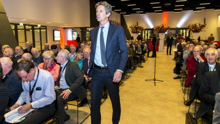 Leden Ajax unaniem achter bestuursraad, rol Cruijff is uitgespeeld