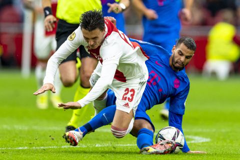 TV-gids Eredivisie: dit is het programma van de Eredivisie op zondag met Ajax en PSV