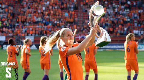 Oud-Leeuwin Zeeman gelooft nog in Oranje, maar: 'Dan moet de bondscoach de speelsters in hun kracht laten spelen'