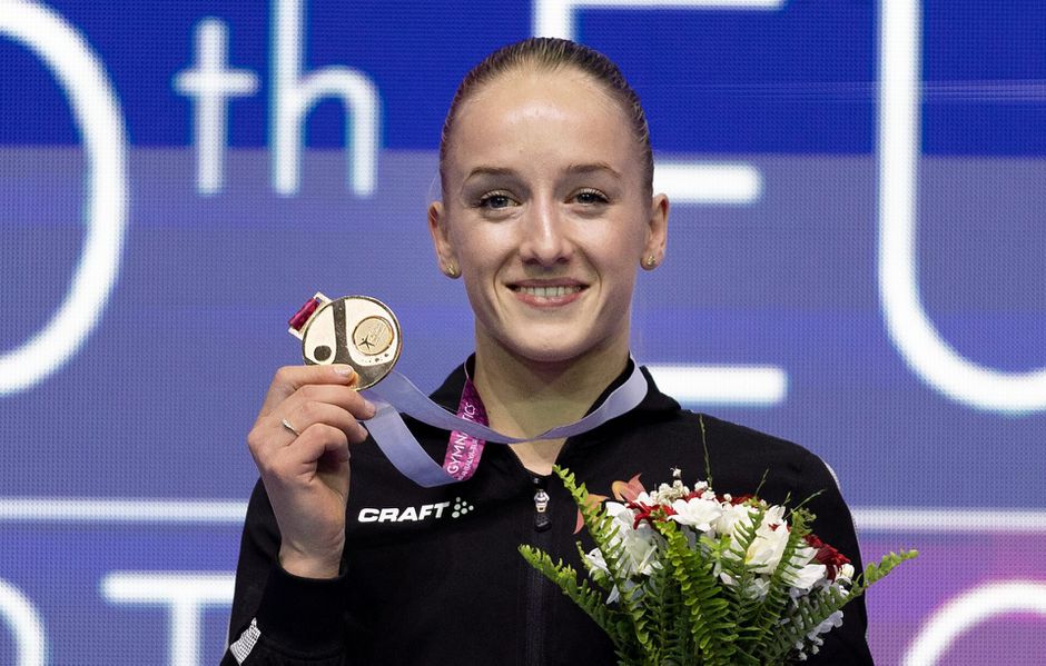 🥇 | Prachtig! Turnster Sanne Wevers pakt EK-goud tijdens comeback na moeilijke periode