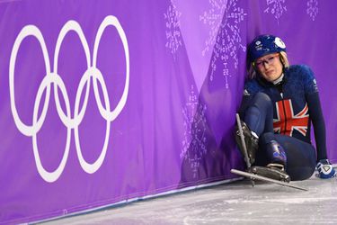 Pechvogel Elise Christie emotioneel na steunbetuigingen Britse fans (video)