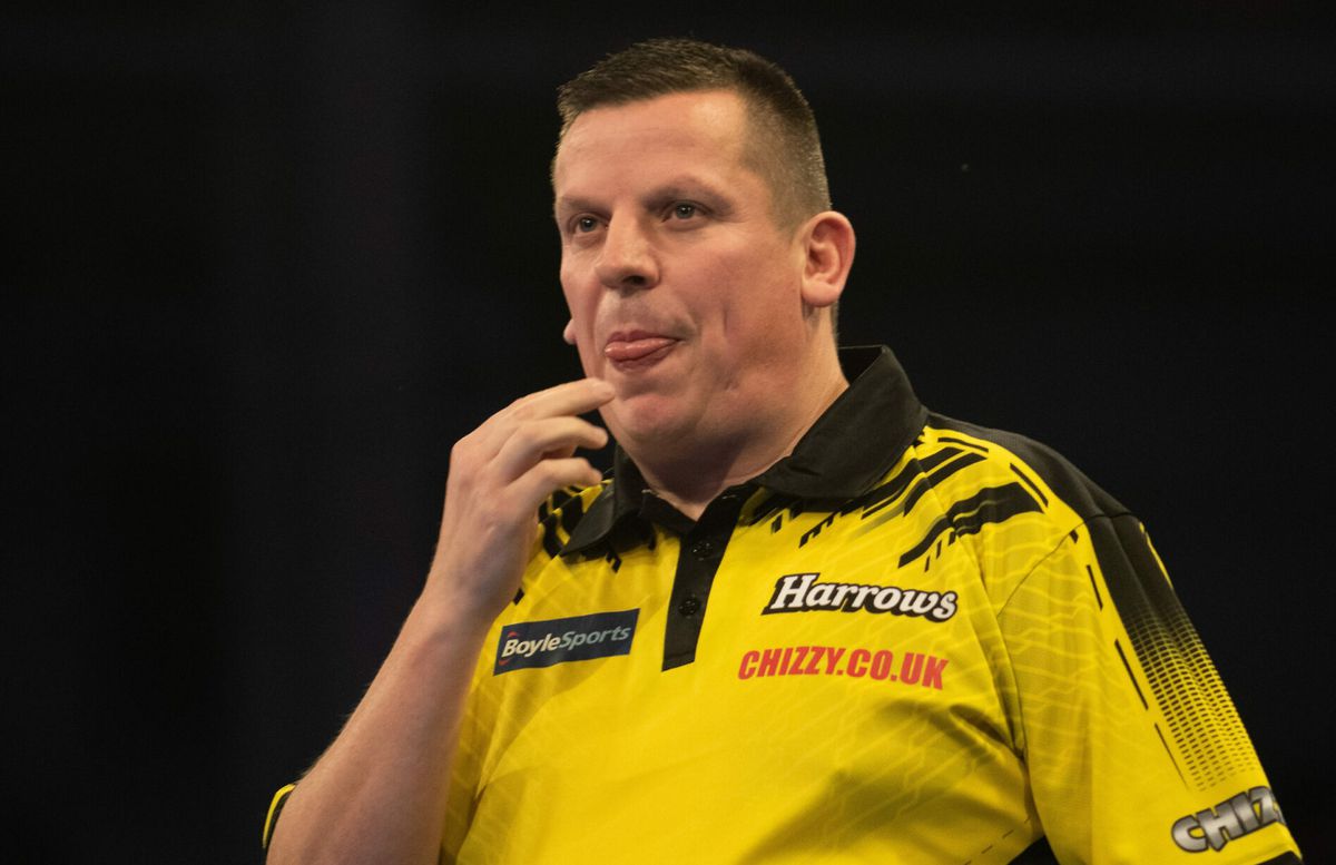 Verrassing op World Grand Prix: Woodhouse gooit Chisnall al naar huis