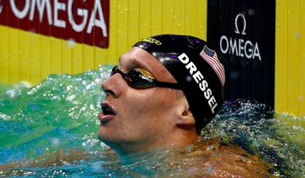 'Nieuwe Phelps' schrijft geschiedenis: 3 keer goud (!) voor Dressel op 1 avond