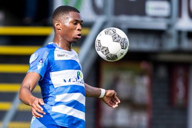 Ehizibue verlengt contract en blijft langer bij PEC