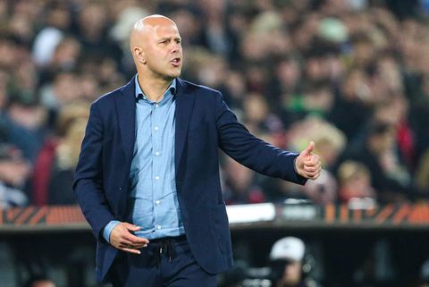 Feyenoord-coach Slot kijkt met bewondering naar oude club: 'Ontzettend knap'