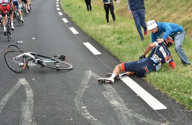 Renners begonnen aan langste rit van de Tour