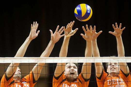 Volleyballers winnen weer een kwalificatieduel