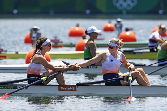 Nederlandse roeiers wervelend van start: iedereen nog in de race voor de medailles