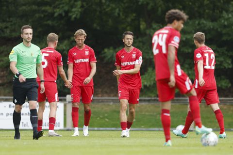 Op deze zender kijk je donderdagavond naar FC Twente - Hammarby