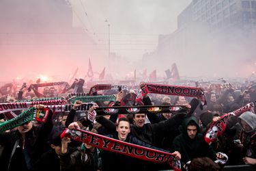 Feyenoord-fans smeken: kampioensfeest moet op zondag