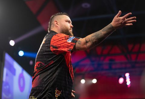 Smith wil finale tegen Van Gerwen: 'De twee beste Michaels van de wereld, geweldig'