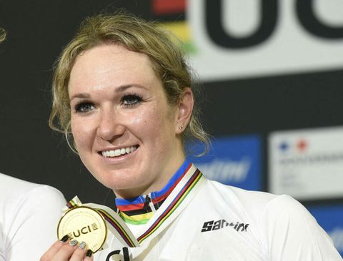 Wielrenster Amy Pieters ruim een maand na vreselijk ongeval nog steeds niet bij bewustzijn