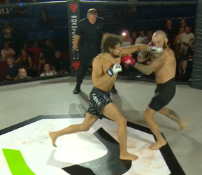 🎥 | MMA-belofte Rock pakt lichtgewicht titel bij Contenders na KO na 7 (!) seconden