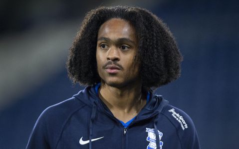 Gewelddadige woningoverval bij Tahith Chong: '3 mannen drukten messen op zijn keel'