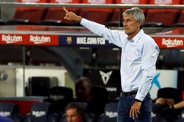 Barcelona-coach Setién geeft na 3e gelijkspel in 6 duels toe: 'De titel wordt steeds lastiger'