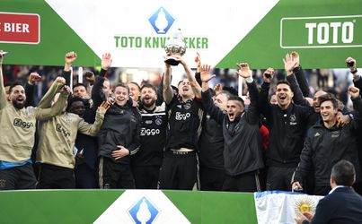 Ajax pakt eerste prijs in 1834 dagen: Amsterdammers winnen bekerfinale van Willem II