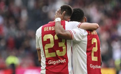 Ajax weer samen met PSV op plek 2: Fortuna vertrekt met lege handen uit Amsterdam