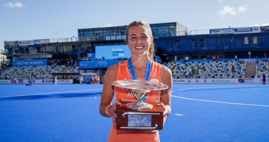 Xan de Waard is uitgeroepen tot beste hockeyster ter wereld