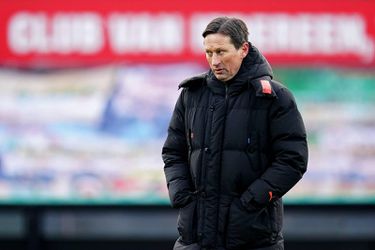 Roger Schmidt laat weer eens van zich horen: ‘Stop maar met de VAR’