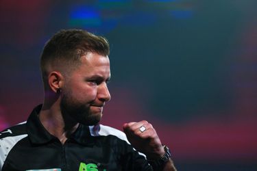 Thuisfavoriet Danny Noppert laat Leeuwarden juichen op Dutch Darts Championship