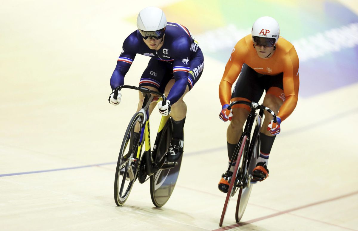 Hoogland pakt goud op tijdrit bij EK baanwielrennen