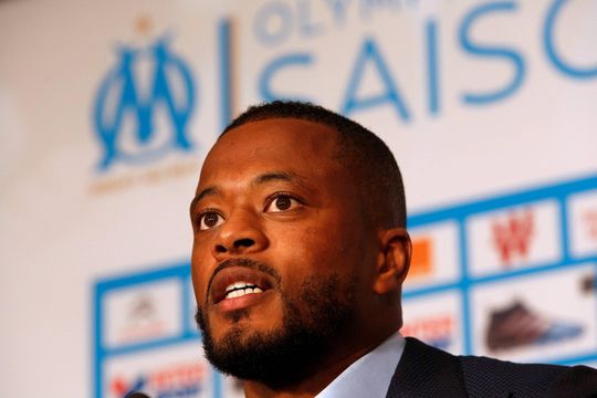 Evra over Manchester United: 'We moeten stoppen deze club als speeltuin te zien'