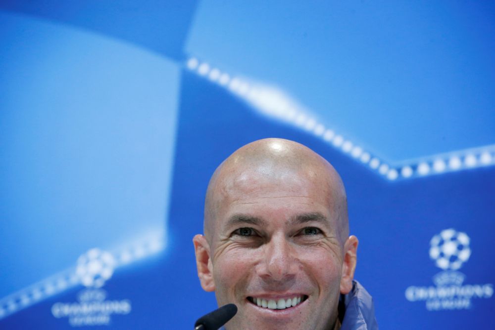 Real-coach Zidane: 'Wij zijn niet de favoriet tegen Atlético'
