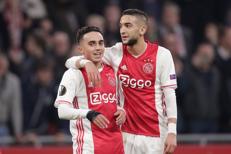 Familie van Nouri bij DWDD: 'Hij eet, hij niest en hij boert, communiceren is soms mogelijk'