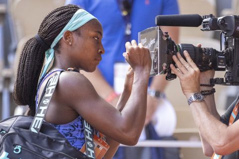 'End gun violence', schrijft Gauff op camera bij Roland Garros: 'Heb het van dichtbij meegemaakt'