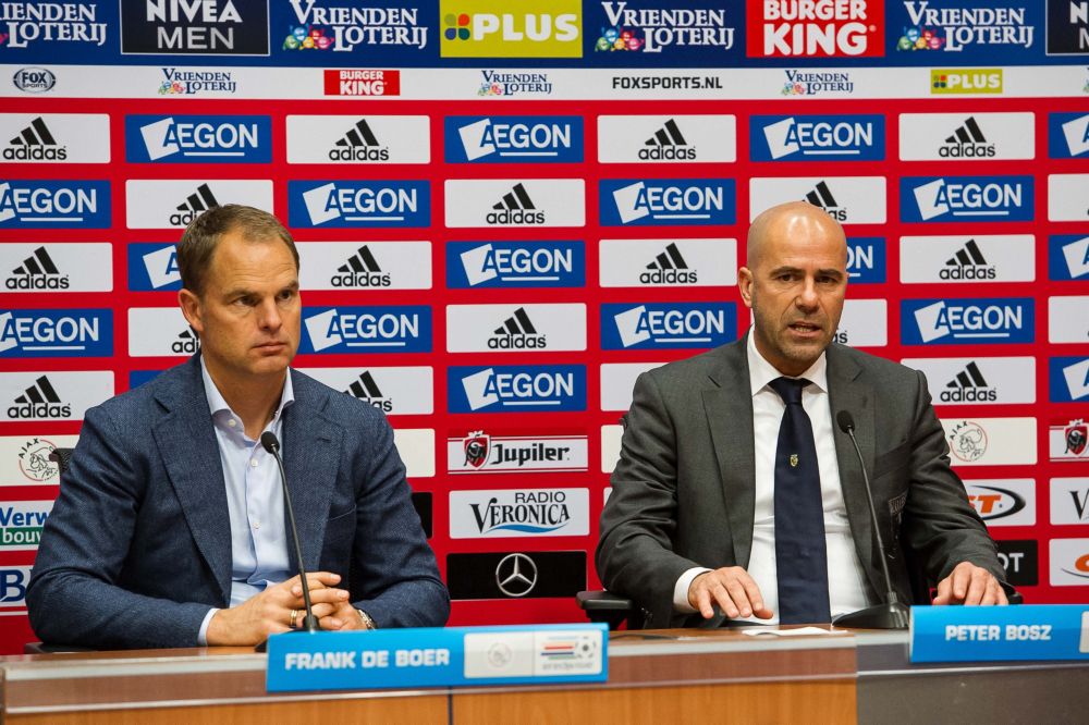 'Ajax gaat vol voor Bosz en laat De Boer de rekening betalen'