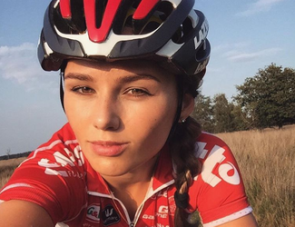 WOW! Wielerbabe Puck Moonen is weer vrijgezel