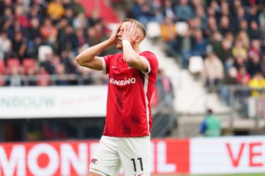 AZ verspilt punten: gelijkspel tegen sc Heerenveen ondanks VAR-redding en penalty