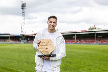 Doelman Jay Gorter mag zich officieel Ajacied noemen