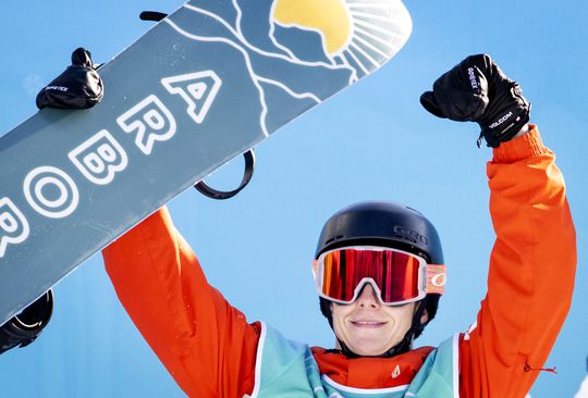 Snowboarder Niek van der Velden pakt 6e plek op big air