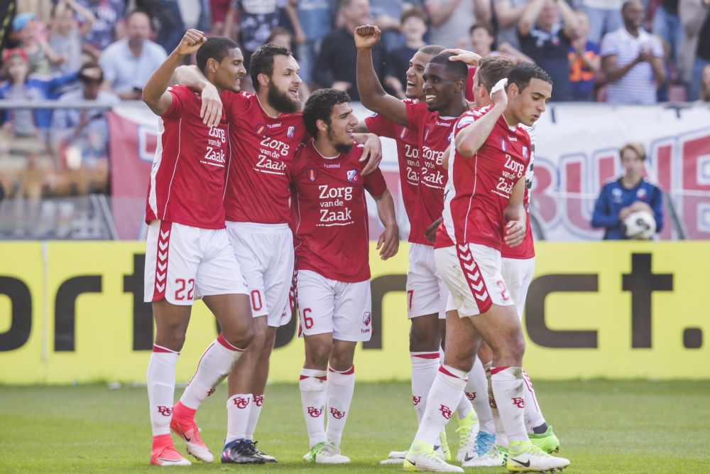 FC Utrecht heeft geen enkele moeite met FC Twente