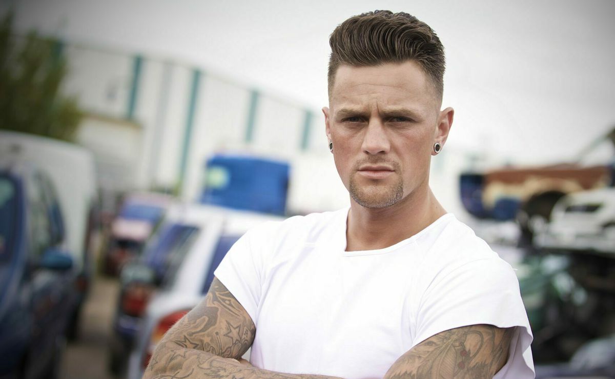 Nieky Holzken daagt Jake Paul uit: 'Maak een deal, opa-bokser'