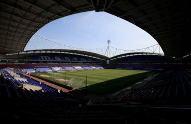Spelers van gedegradeerd Bolton willen poen zien en boycotten laatste 2 potjes: 'Enige optie'