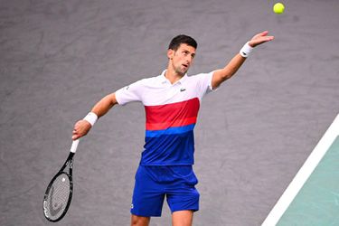 Djokovic staat lekker te tennissen in Parijs