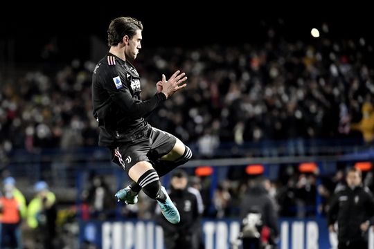 Dusan Vlahovic is een doelpuntenmachine! Topscorer bezorgt Juventus met 2 goals de zege