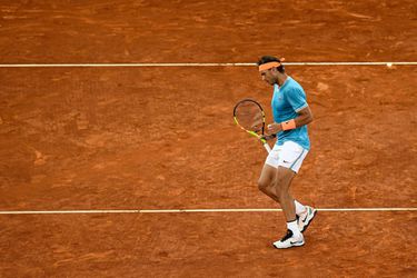 Rafael Nadal speelt Stan Wawrinka helemaal weg in Madrid