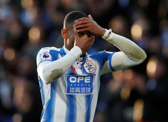 Wat een WERELDGOAL van Van La Parra in de Premier League (video)