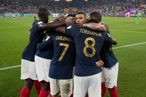 TV-gids: op deze zender kijk je naar Frankrijk - Polen