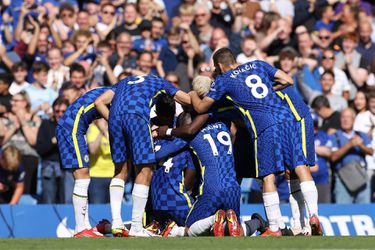 Ook Chelsea begint met ruime zege aan nieuwe seizoen