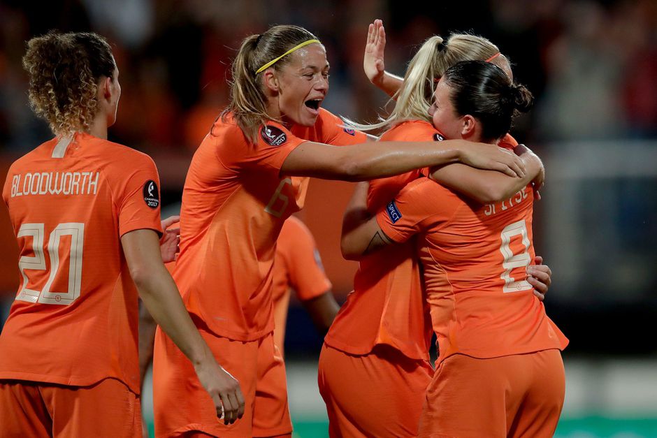 Dit is de opstelling van de Leeuwinnen tegen Slovenië en hier kan je het live zien