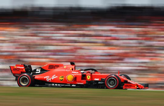 Vettel RAUS in Q1 tijdens thuisrace (video)