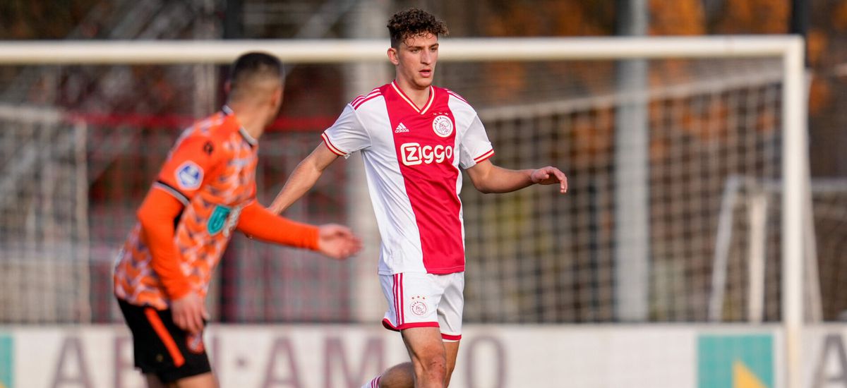 Ajax wint oefenduel nipt van FC Volendam: 4 doelpunten in 13 minuten