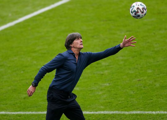 Joachim Löw heeft geen trek in Oranje: 'Zeker niet in geïnteresseerd'