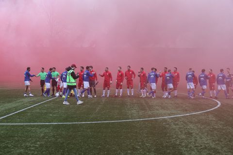Derby van Spakenburg voorlopig van de agenda: IJsselmeervogels degradeert naar derde divisie