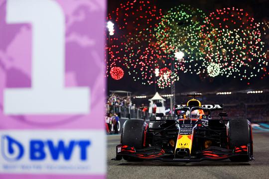 Waarom het best bijzonder is dat Max Verstappen met nummer 1 gaat rijden