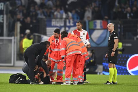 🎥 | Check de botsing van Bart Nieuwkoop tegen Lazio-speler Elseid Hysaj